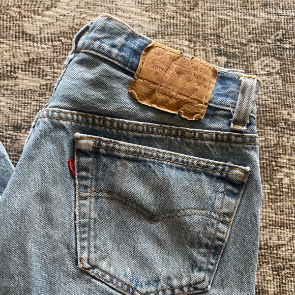 Vintage 501 Levi’s - Picture 2 of 6